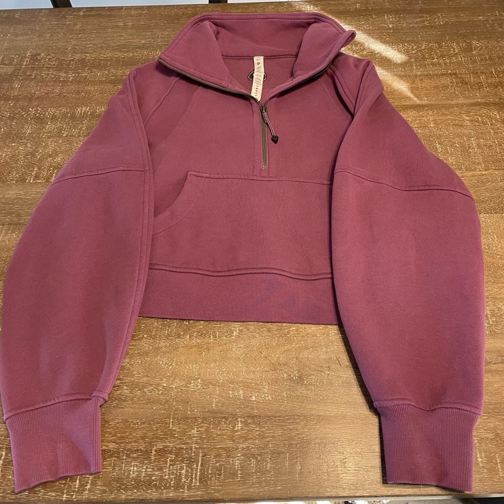 LuLulemon Magenta Scuba